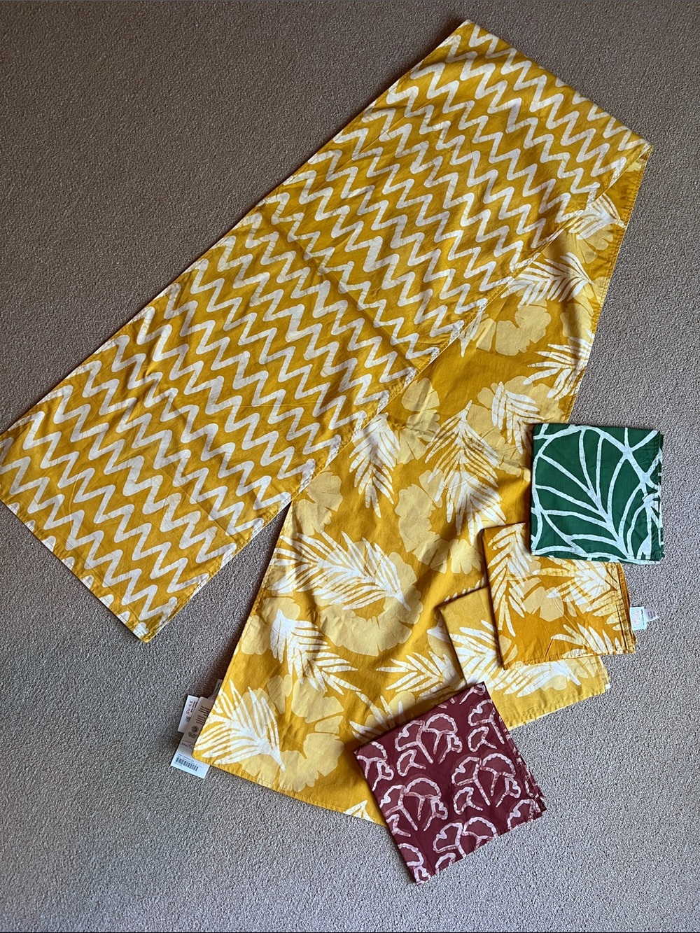 Harvest gold Printed Kitchen Linen Set